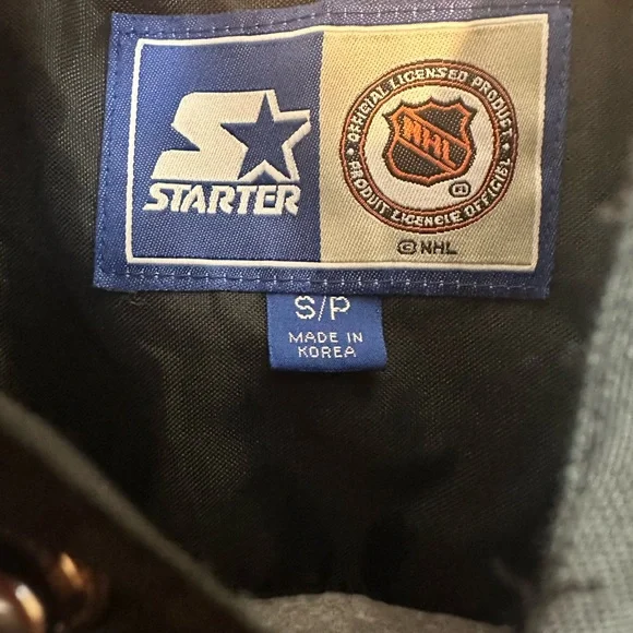 Vintage 90’s Starter Detroit Redwings Pullover - Picture 10 of 11